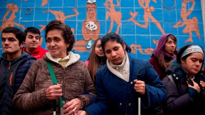 Concretan el primer circuito de murales para personas con discapacidad visual.