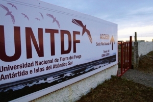 Universidad Nacional de Tierra del Fuego, Antártida e Islas del Atlántico Sur