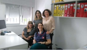 Académicas Oriana Donoso y Pamela Lattapiat en compañía de la encargada de proyectos Julieta Piccaso y la jefa de la unidad técnica pedagógica Alejandra Camperi, de la Escuela Fátima