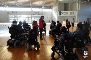 Estudiantes de la UNLP crearon sillas para que personas con discapacidad motriz jueguen al fútbol